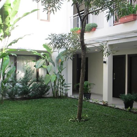 Hotel Anggrek Gandasari Bandung Exterior foto