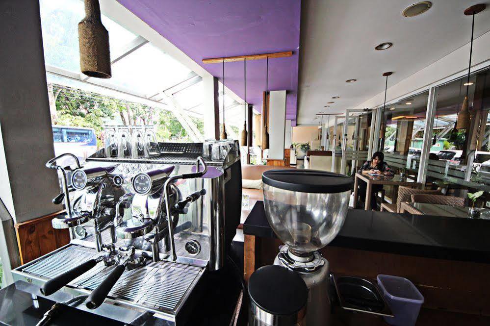 Hotel Anggrek Gandasari Bandung Exterior foto