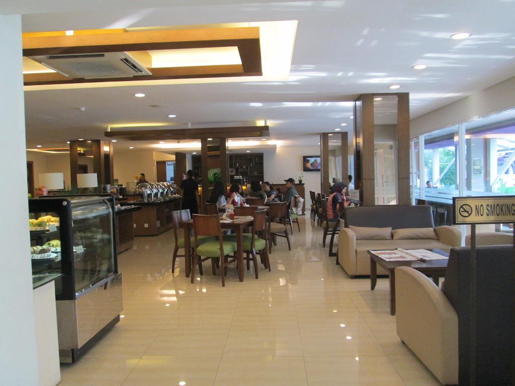 Hotel Anggrek Gandasari Bandung Exterior foto
