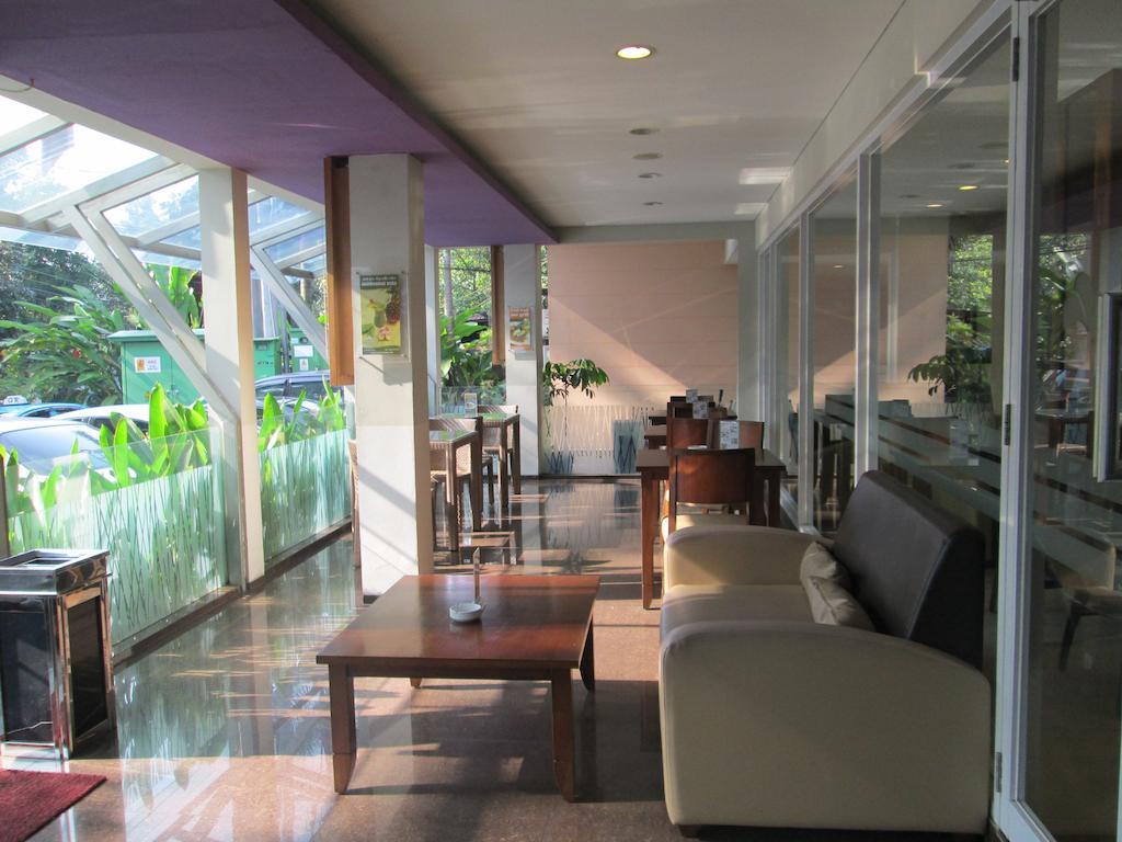 Hotel Anggrek Gandasari Bandung Exterior foto